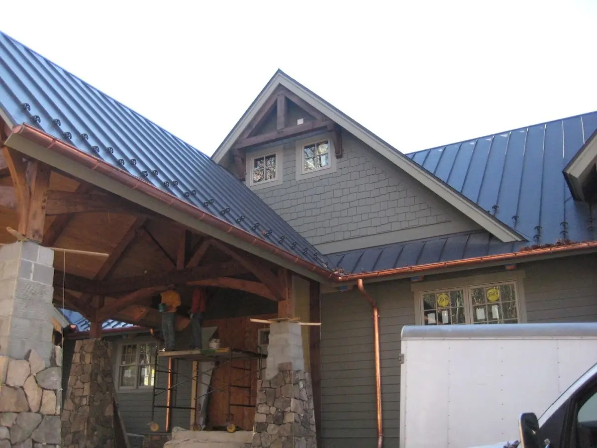 Craftsman Roofing team delivering quality roofing work in Lockhart